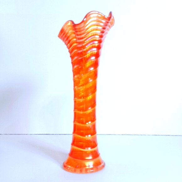 Vintage Fenton Carnival Glass Rippled Vase - Picture 3 of 5
